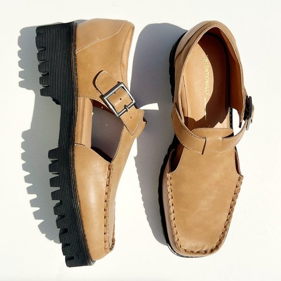 Intentionally Blank Fisherman Sandal in Bark - Never Worn - Picture 1 of 4